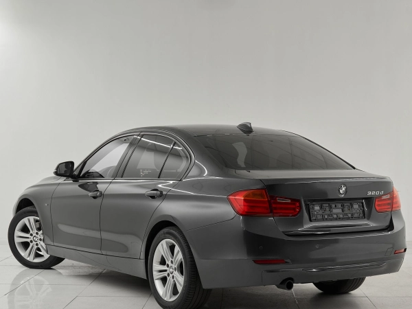 BMW 3 серии, VI (F3x) фото №4