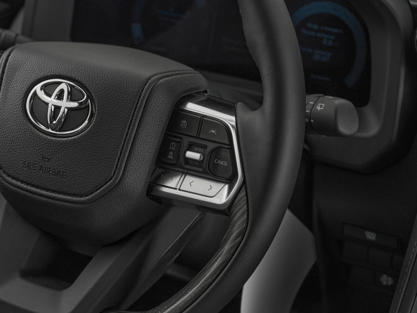 Toyota Land Cruiser, 300 Series фото №14