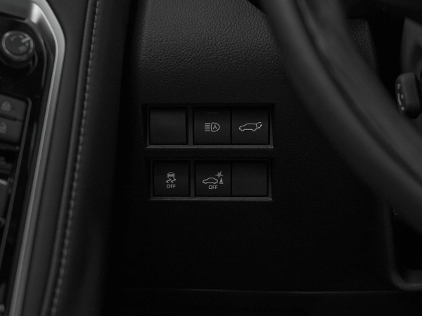 Toyota Land Cruiser, 300 Series фото №18