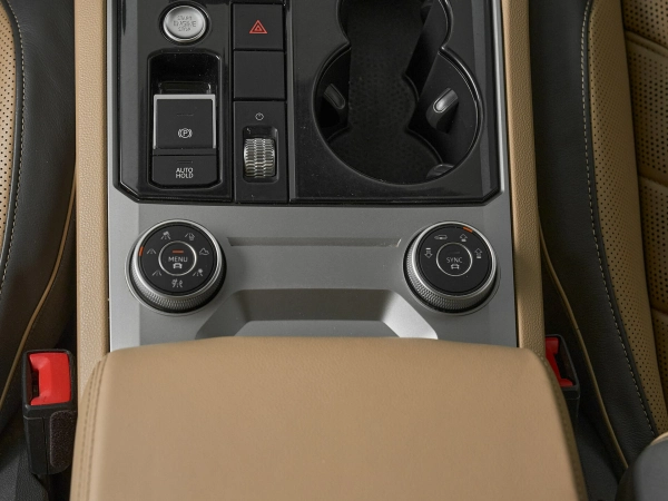 Volkswagen Touareg, III фото №13