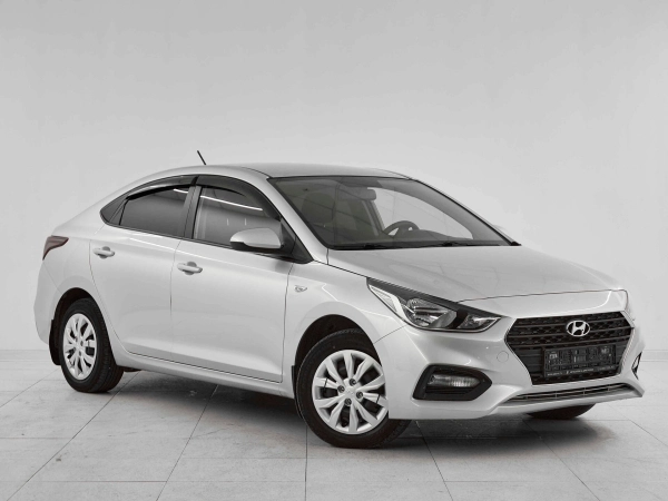 Hyundai Solaris, II фото №3