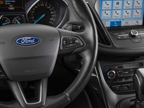 Ford Kuga, II Рестайлинг фото №11