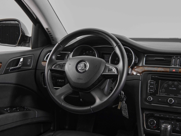 Skoda Superb, II Рестайлинг фото №10