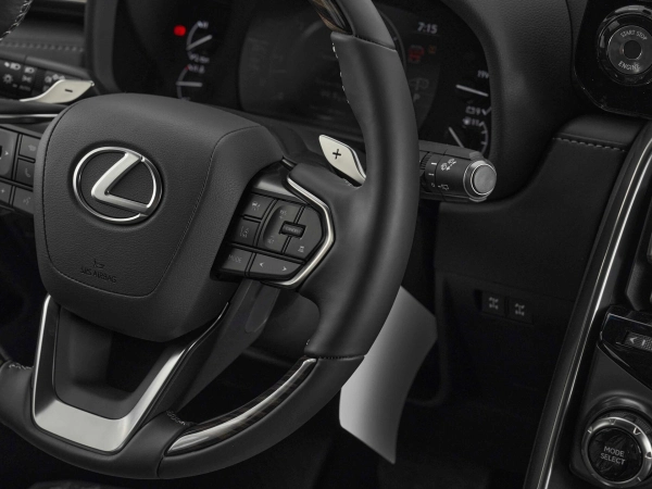 Lexus LX, IV фото №12