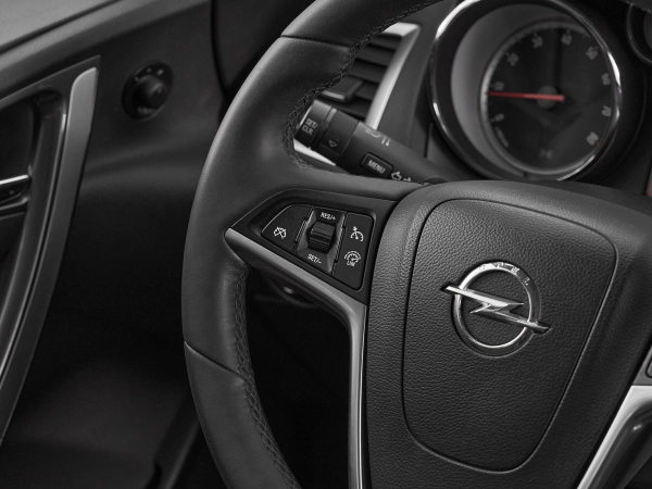 Opel Astra, J Рестайлинг фото №12