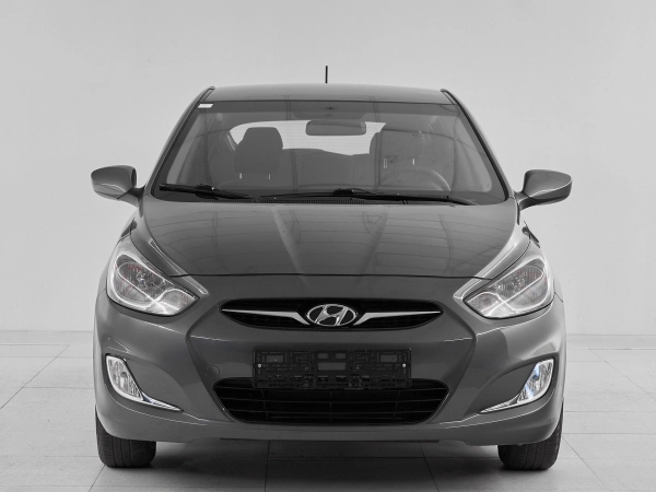 Hyundai Solaris, I фото №2