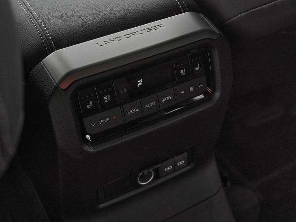 Toyota Land Cruiser Prado, 250 Series фото №18