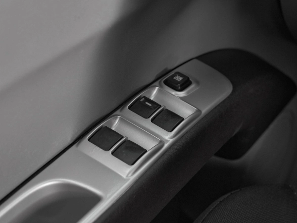 Mitsubishi L200, IV фото №11
