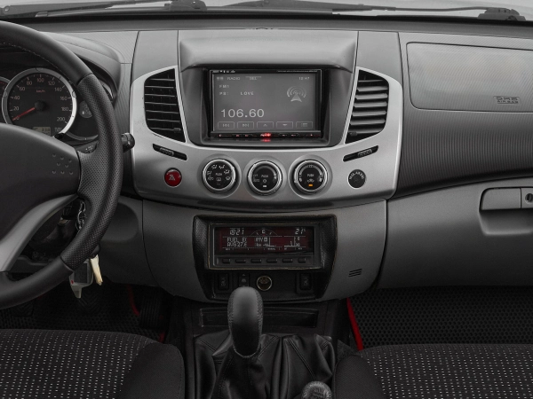 Mitsubishi L200, IV фото №13