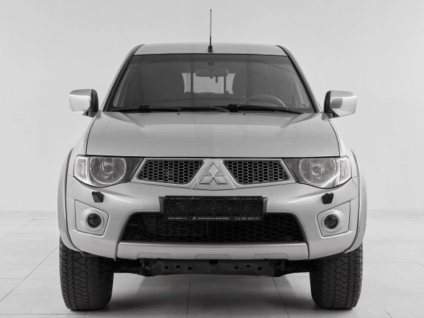Mitsubishi L200, IV фото №2
