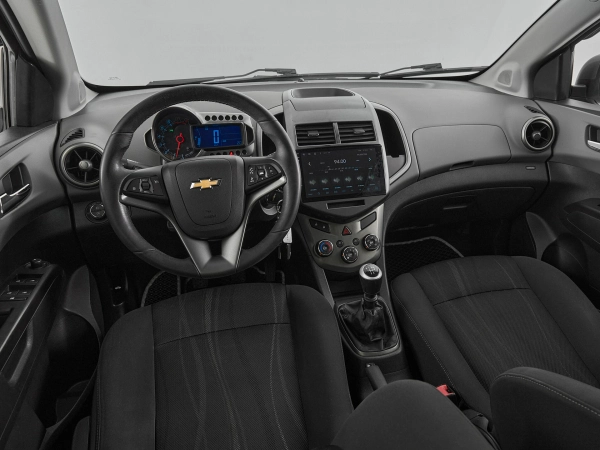 Chevrolet Aveo, II фото №7