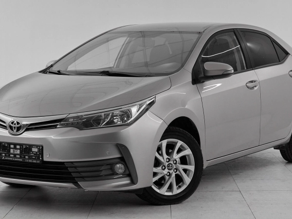 Toyota Corolla, XI (E160, E170, E180) Рестайлинг 1 фото №1