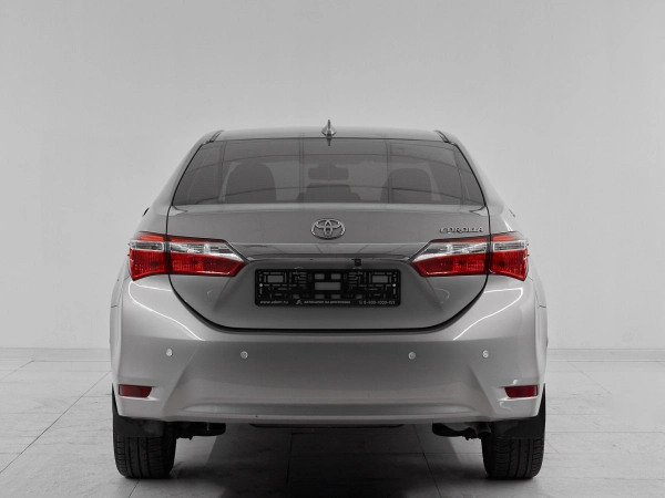 Toyota Corolla, XI (E160, E170, E180) Рестайлинг 1 фото №5