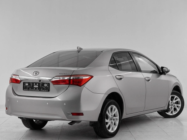 Toyota Corolla, XI (E160, E170, E180) Рестайлинг 1 фото №6