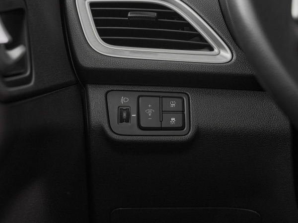 Hyundai Solaris, II фото №14