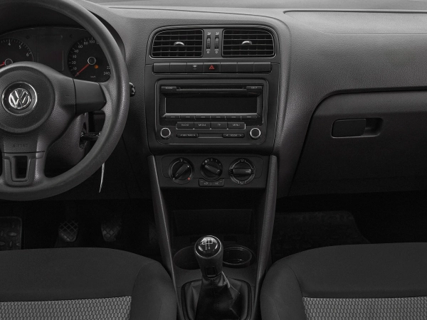 Volkswagen Polo, V фото №14