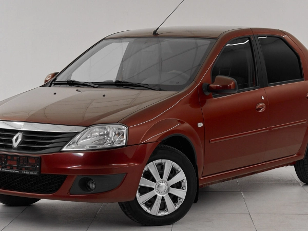 Renault Logan, I Рестайлинг фото №1
