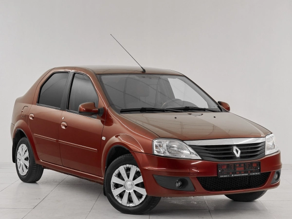 Renault Logan, I Рестайлинг фото №3