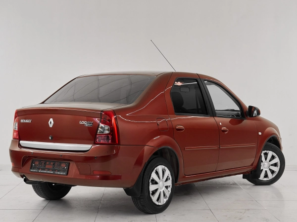 Renault Logan, I Рестайлинг фото №6