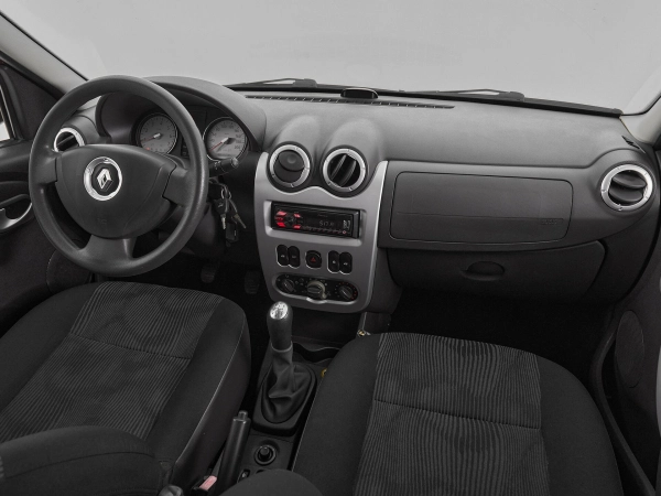 Renault Logan, I Рестайлинг фото №9