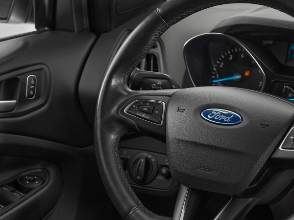 Ford Kuga, II Рестайлинг фото №11