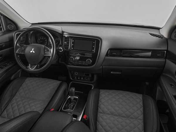 Mitsubishi Outlander, III Рестайлинг 3 фото №9