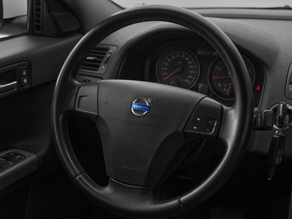 Volvo S40, II Рестайлинг фото №10