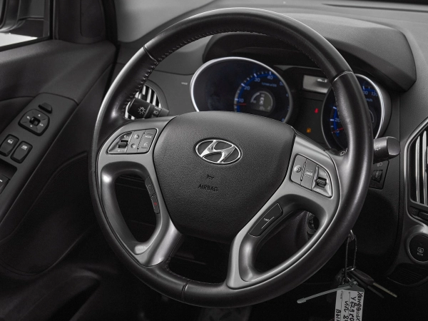 Hyundai ix35, I Рестайлинг фото №11