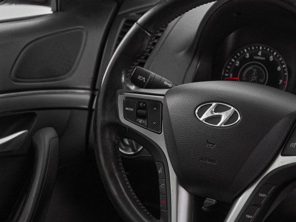Hyundai i40, I фото №11