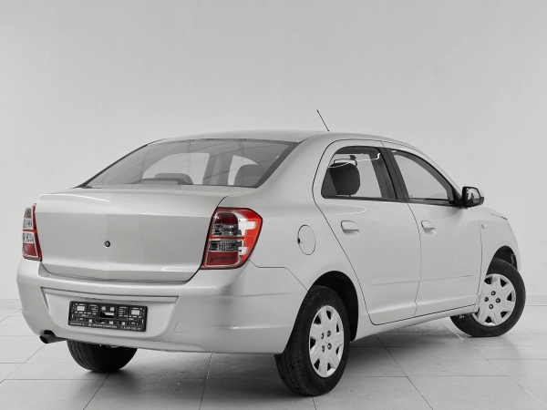Chevrolet Cobalt, II фото №6