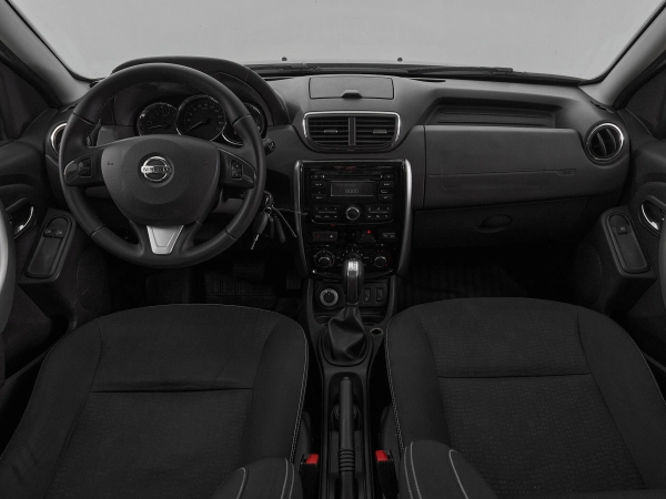 Nissan Terrano, III (D10) фото №8