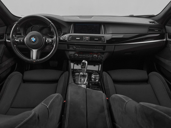 BMW 5 серии, VI (F10/F11/F07) Рестайлинг фото №8