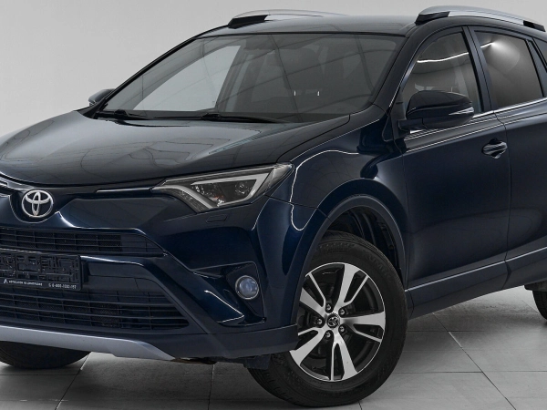Toyota RAV4, IV (XA40) Рестайлинг фото №1