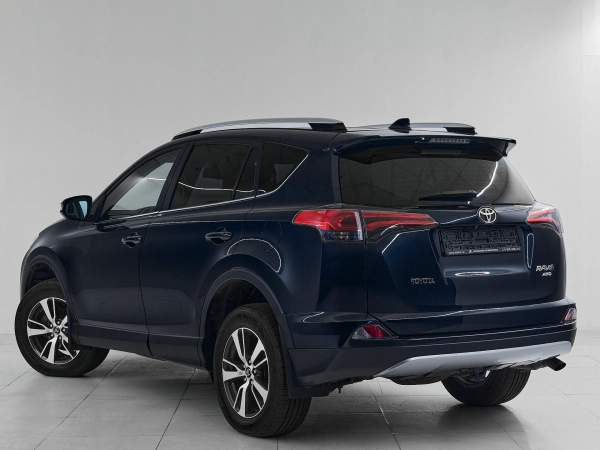 Toyota RAV4, IV (XA40) Рестайлинг фото №4