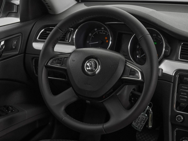 Skoda Superb, II Рестайлинг фото №10
