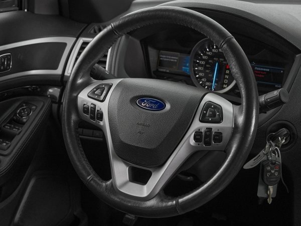 Ford Explorer, V фото №11