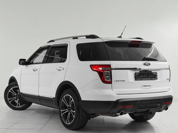 Ford Explorer, V фото №4