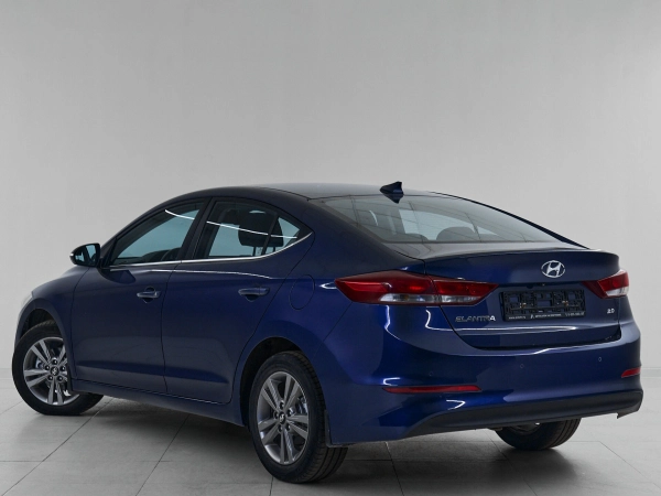 Hyundai Elantra, VI (AD) фото №4