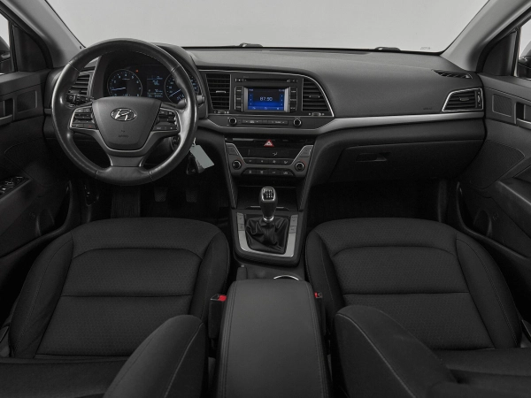 Hyundai Elantra, VI (AD) фото №8