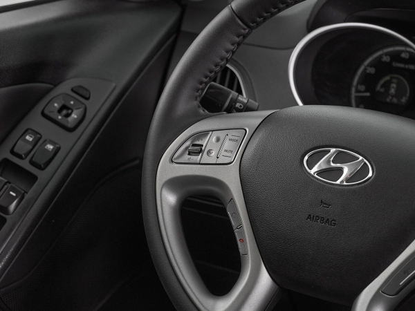 Hyundai ix35, I фото №11