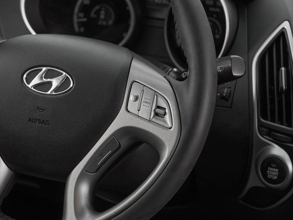 Hyundai ix35, I фото №12