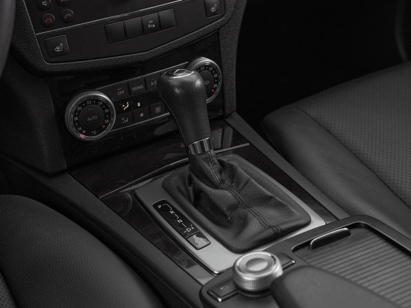 Mercedes-Benz C-Класс, III (W204) фото №16