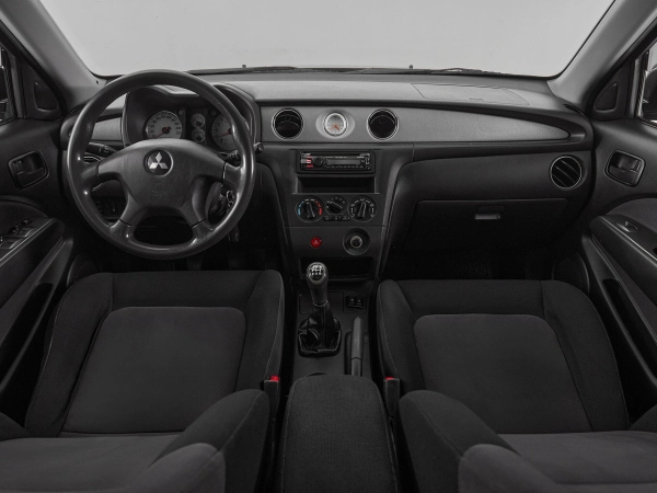 Mitsubishi Outlander, I фото №8