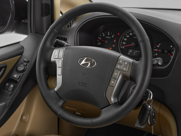 Hyundai H-1, II Рестайлинг 2 фото №10