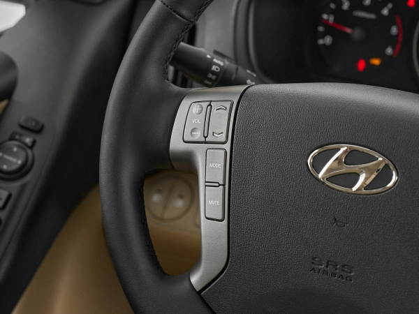 Hyundai H-1, II Рестайлинг 2 фото №11