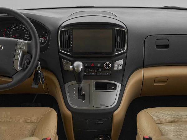 Hyundai H-1, II Рестайлинг 2 фото №15