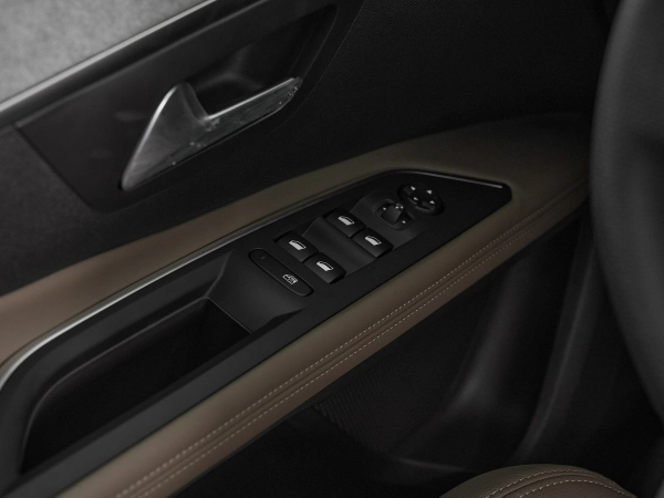 Peugeot 5008, II Рестайлинг фото №14