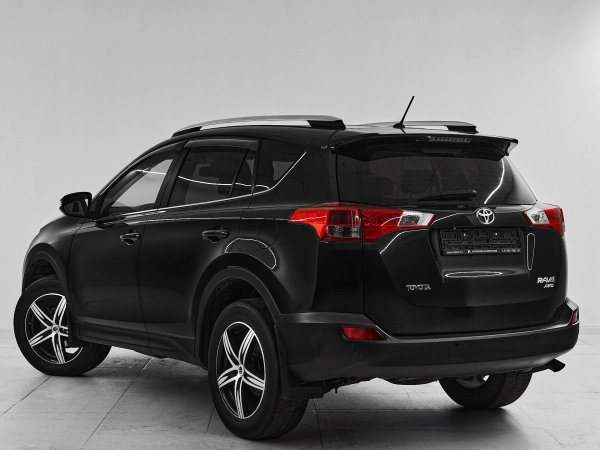Toyota RAV4, IV (XA40) фото №4