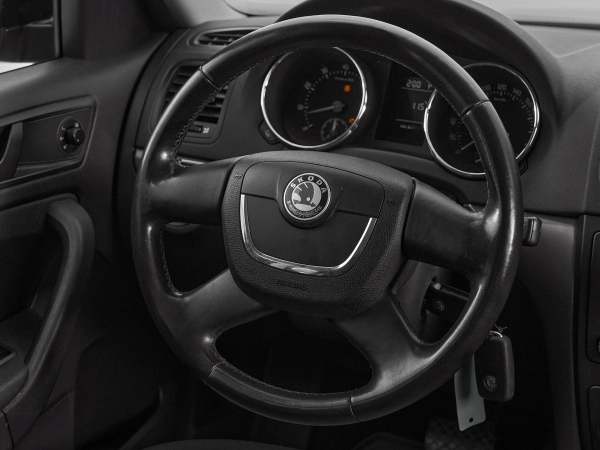Skoda Yeti, I фото №10