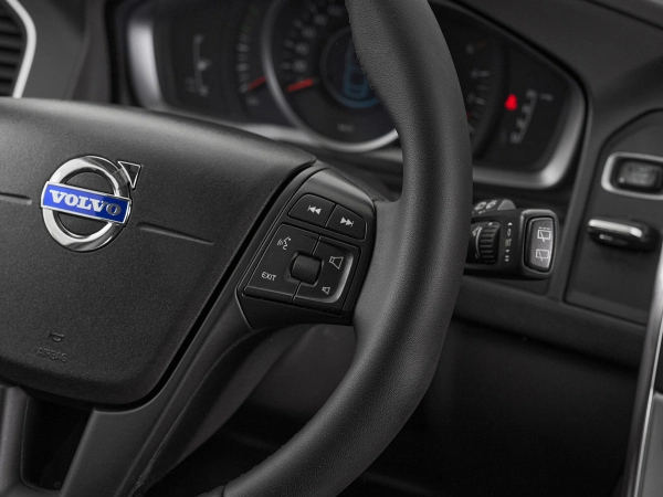 Volvo XC60, I Рестайлинг фото №12